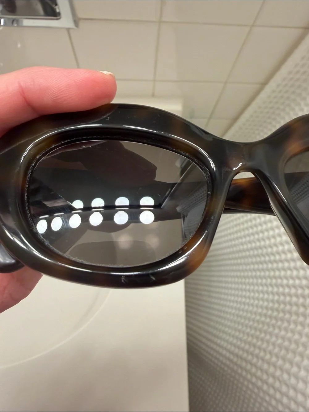 Loewe Tortoiseshell Oval Sunglasses - Dark Brown